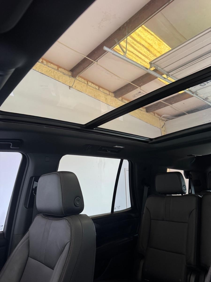 Chevrolet Tahoe 4WD 4dr RST 2021