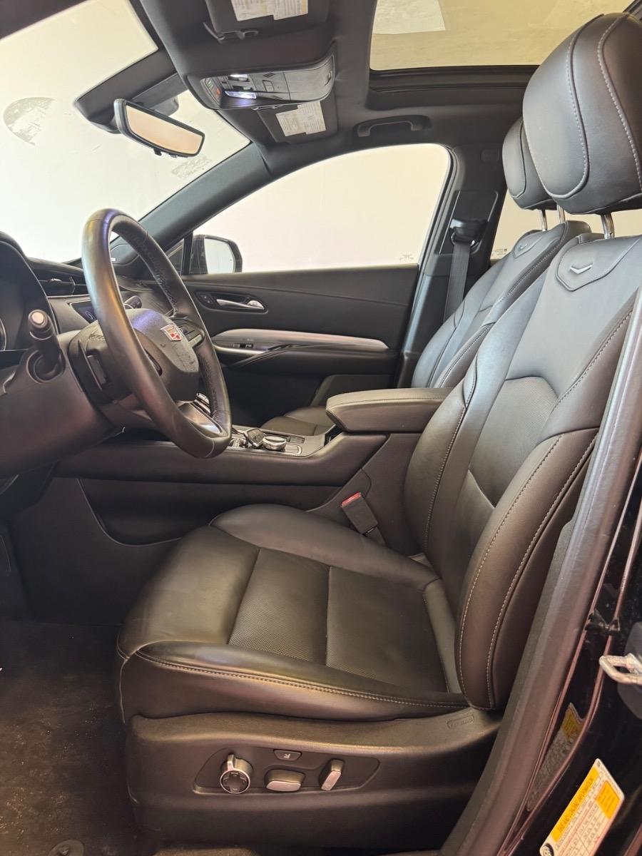 Cadillac XT4 AWD 4dr Premium Luxury 2020