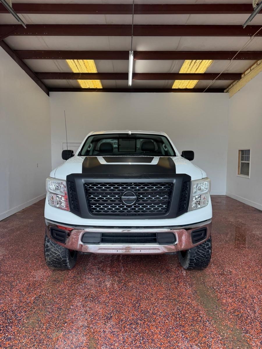 Nissan Titan XD 4x4 Diesel Single Cab S 2017