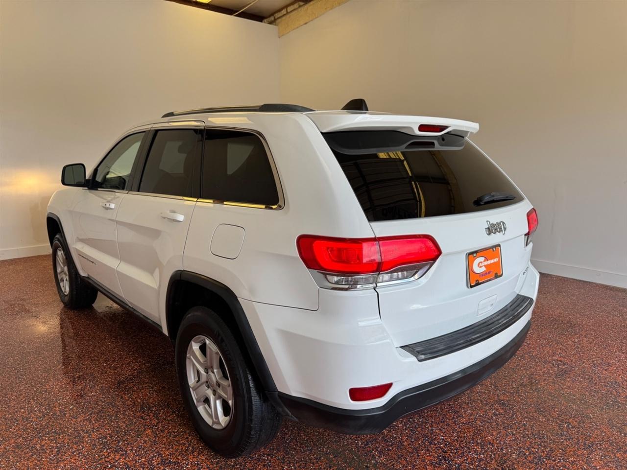 Jeep Grand Cherokee RWD 4dr Laredo 2015