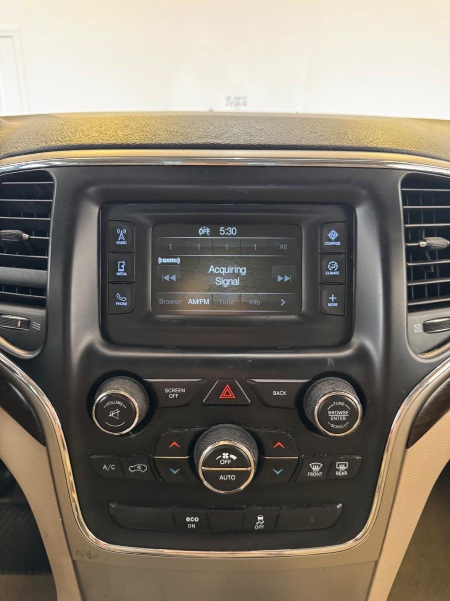 Jeep Grand Cherokee RWD 4dr Laredo 2015