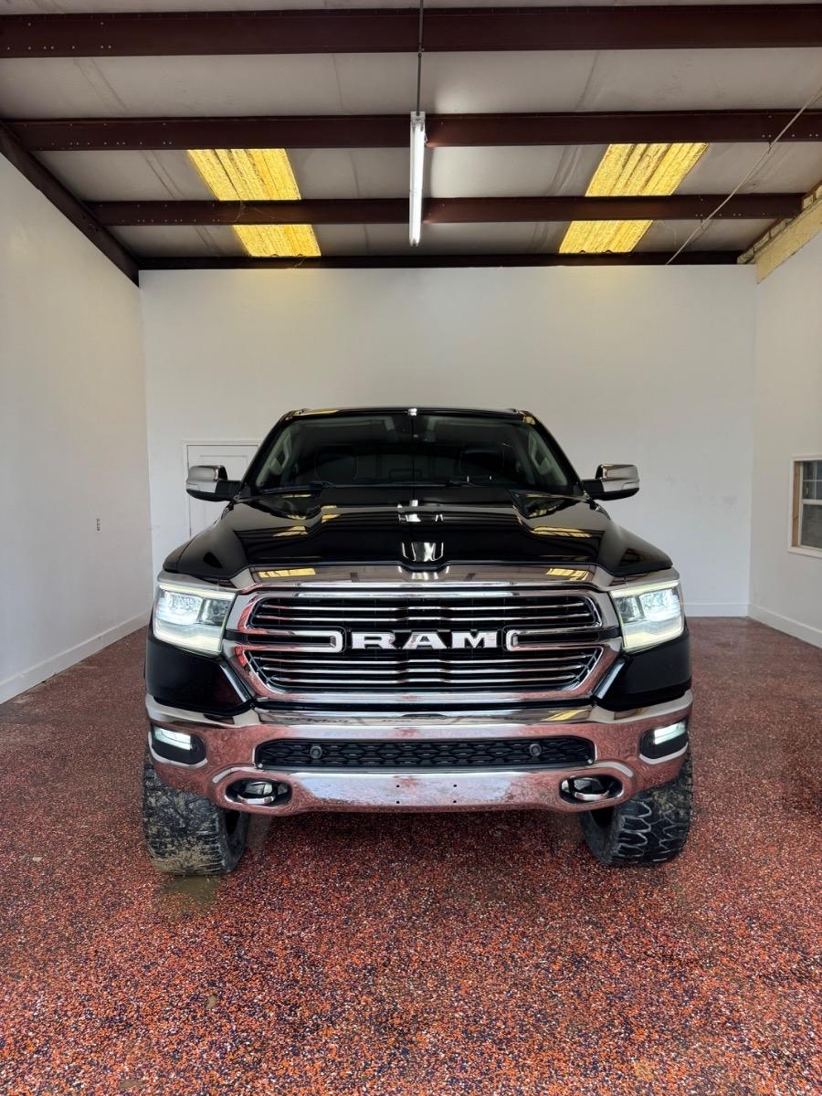 RAM 1500 Laramie 4x2 Quad Cab 6'4" Box 2019