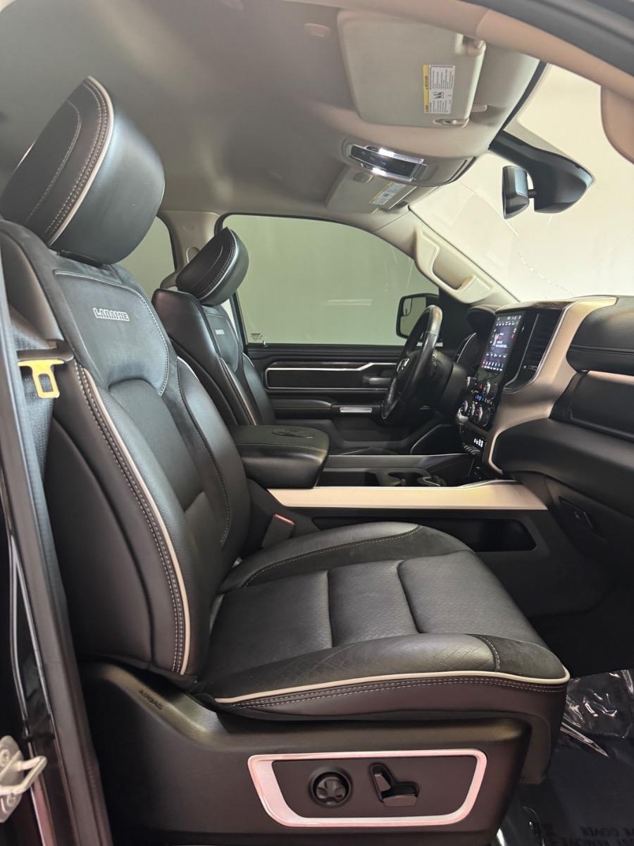 RAM 1500 Laramie 4x2 Quad Cab 6'4" Box 2019