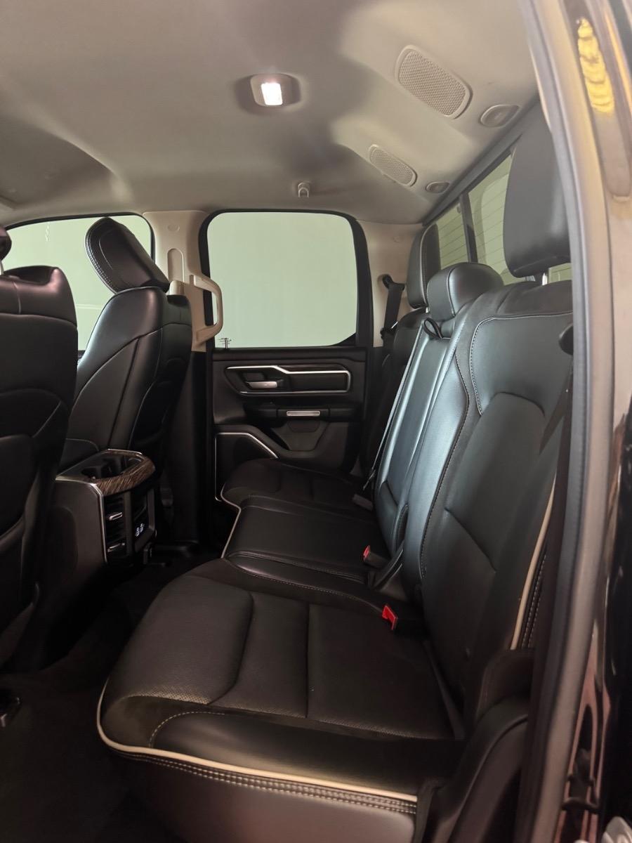 RAM 1500 Laramie 4x2 Quad Cab 6'4" Box 2019