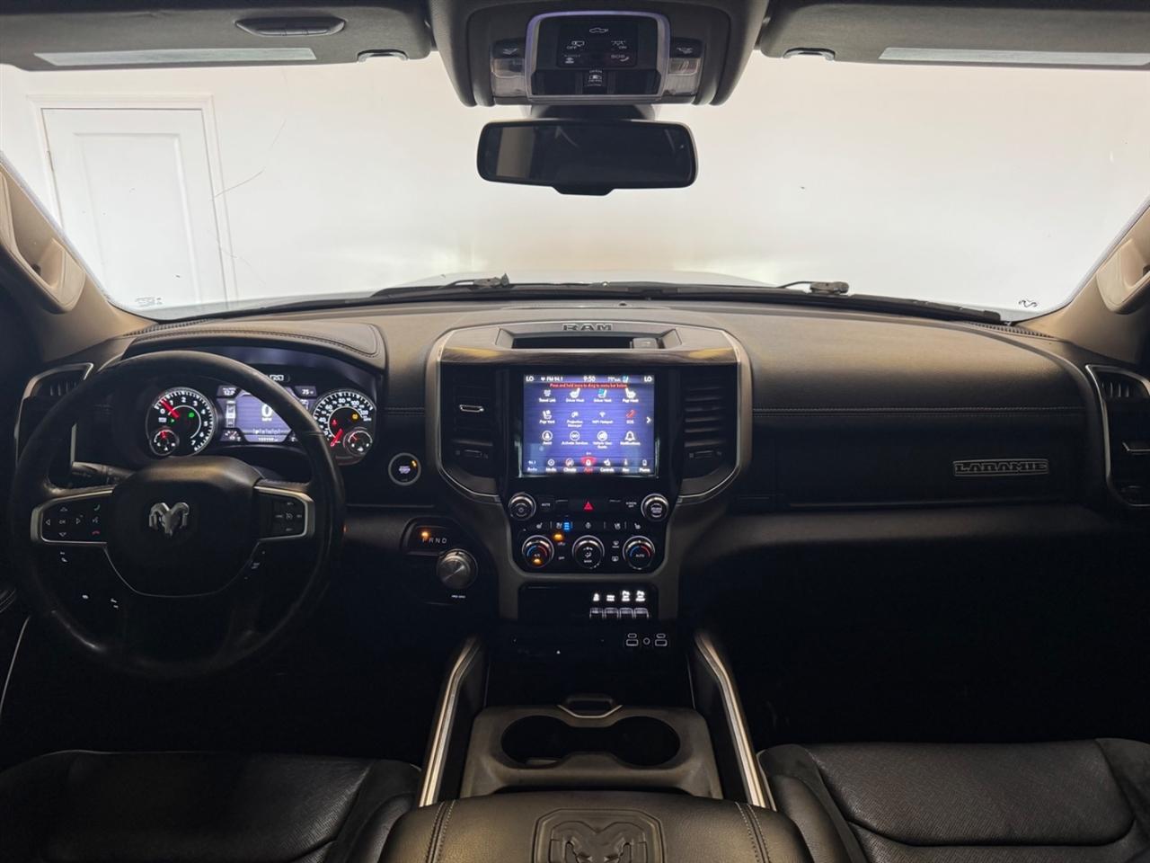 RAM 1500 Laramie 4x2 Quad Cab 6'4" Box 2019