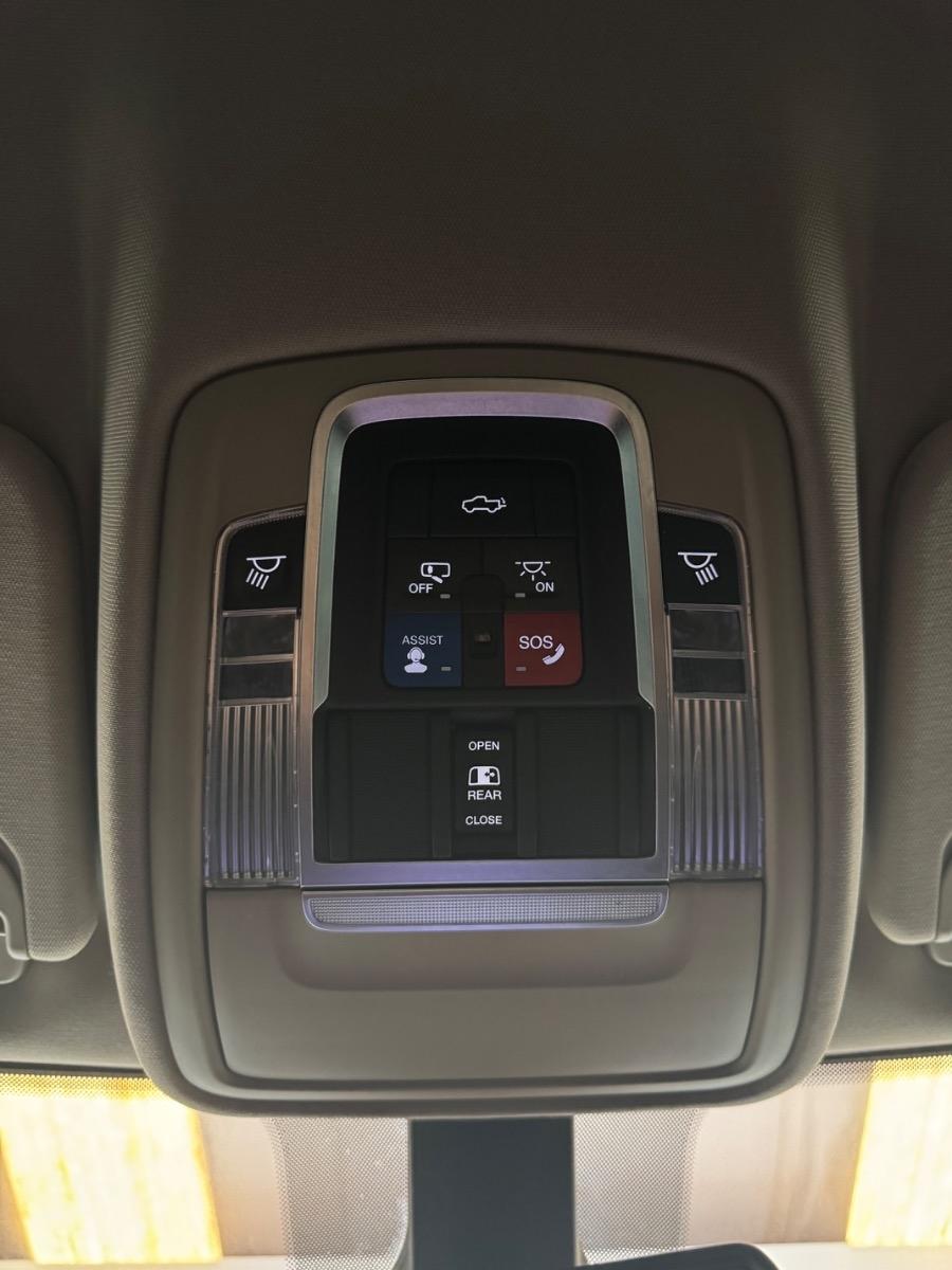RAM 1500 Laramie 4x2 Quad Cab 6'4" Box 2019