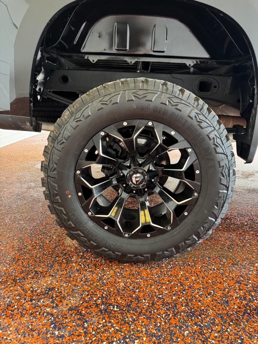 Chevrolet Silverado 1500 4WD Crew Cab 147" Custom Trail Boss 2021