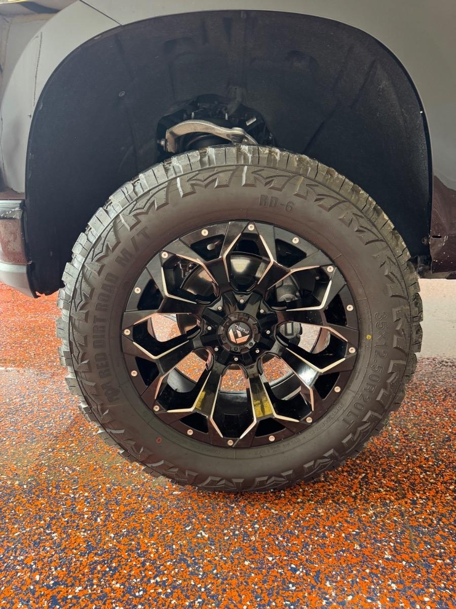 Chevrolet Silverado 1500 4WD Crew Cab 147" Custom Trail Boss 2021