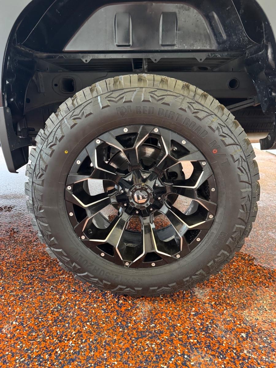 Chevrolet Silverado 1500 4WD Crew Cab 147" Custom Trail Boss 2021