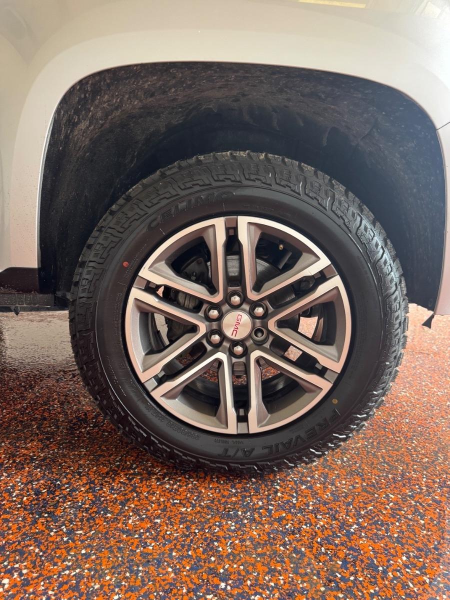 GMC Canyon 2WD Crew Cab 128.3" SLE 2019