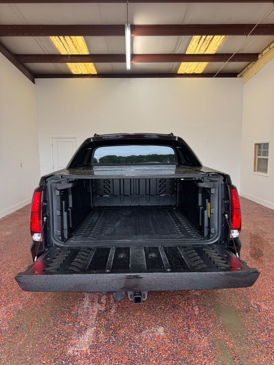 Cadillac Escalade EXT AWD 4dr Luxury 2013
