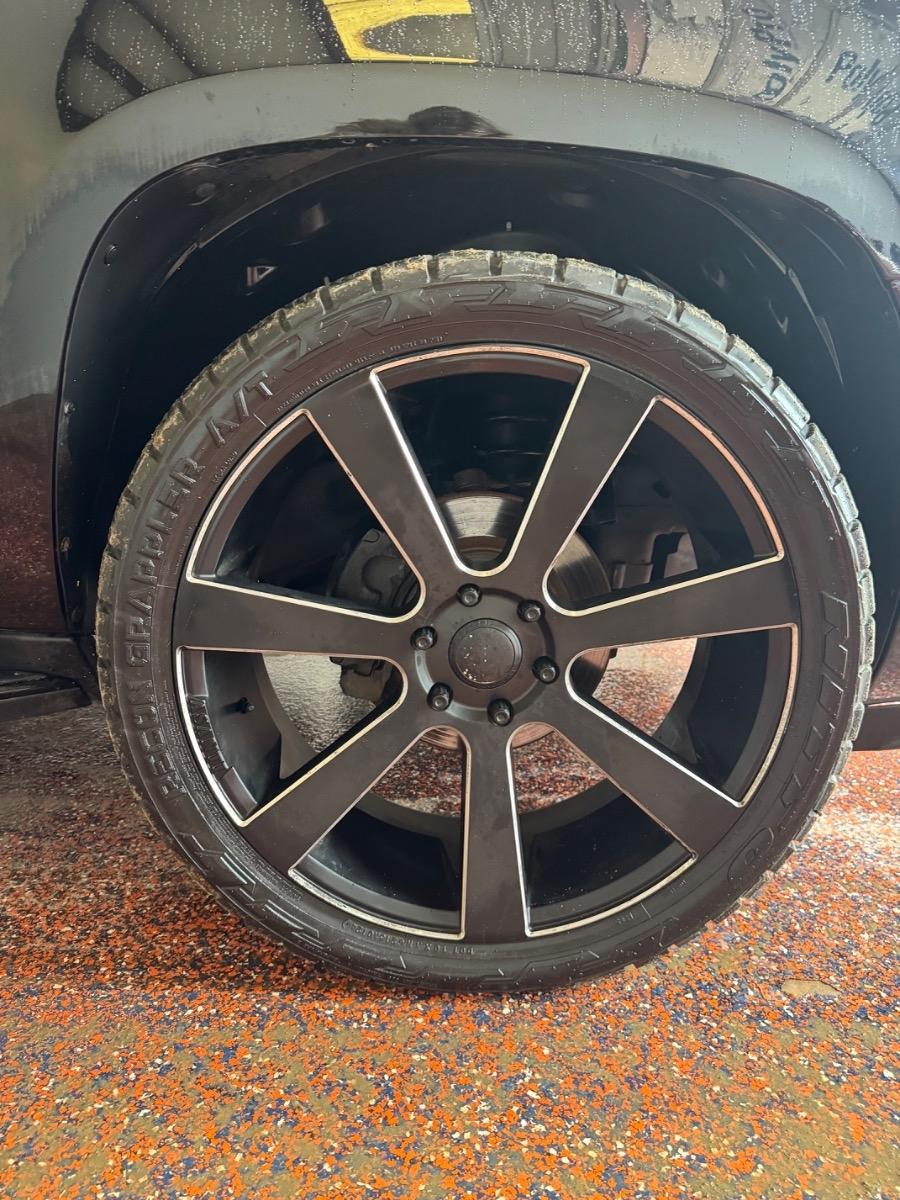 Cadillac Escalade EXT AWD 4dr Luxury 2013