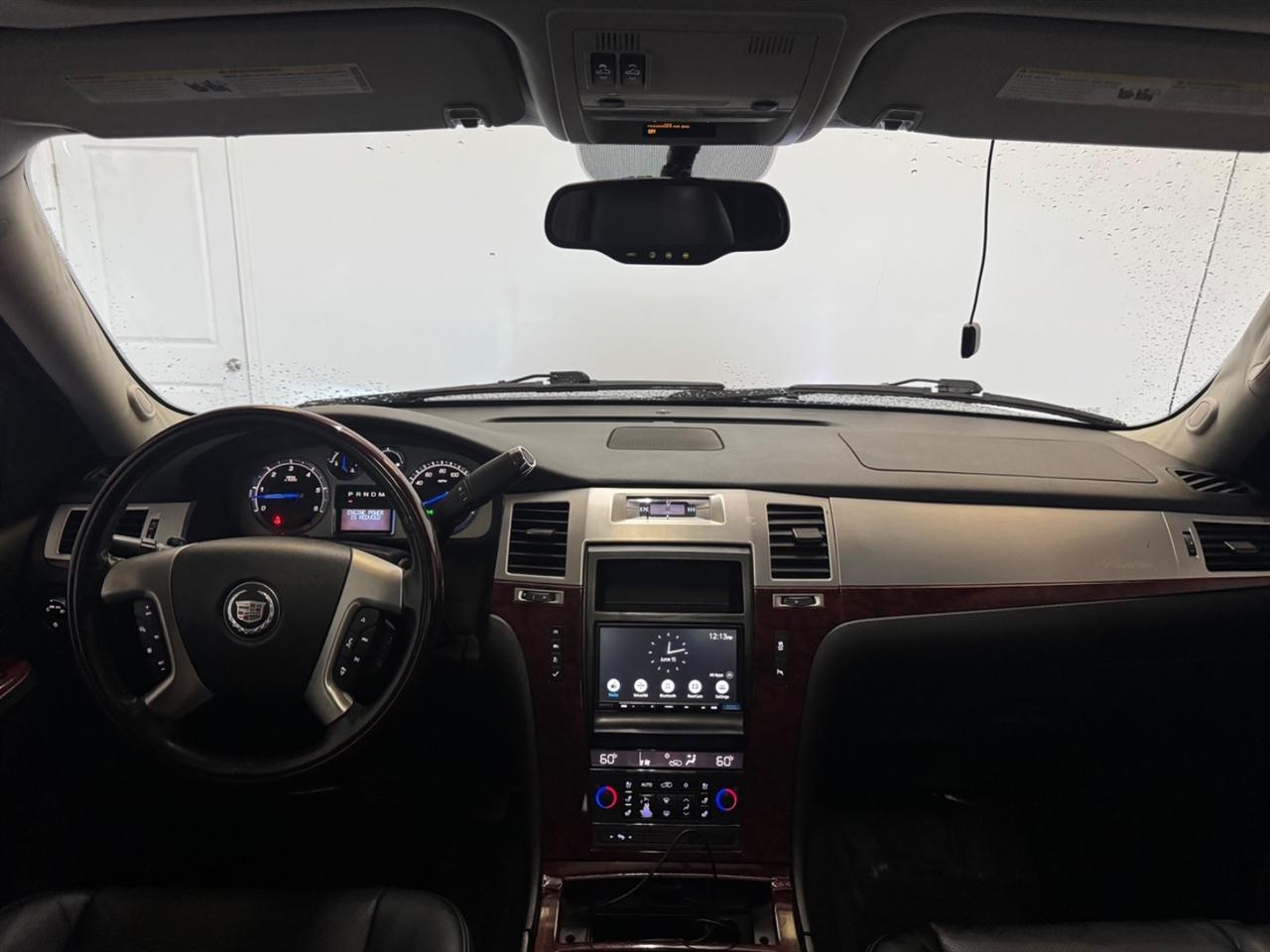 Cadillac Escalade EXT AWD 4dr Luxury 2013