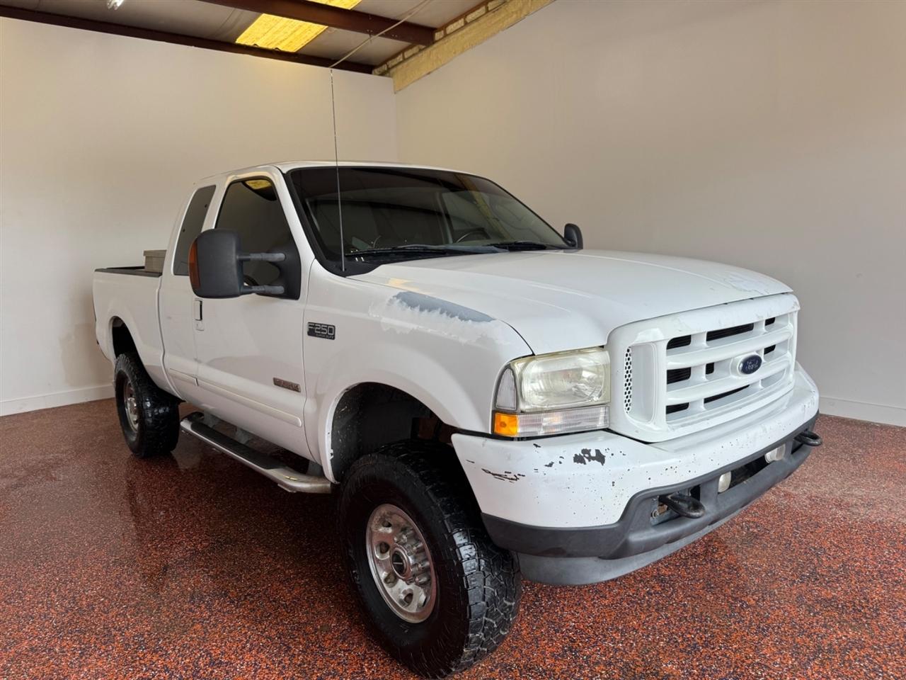 Ford Super Duty F-250 Supercab 142" XLT 4WD 2003