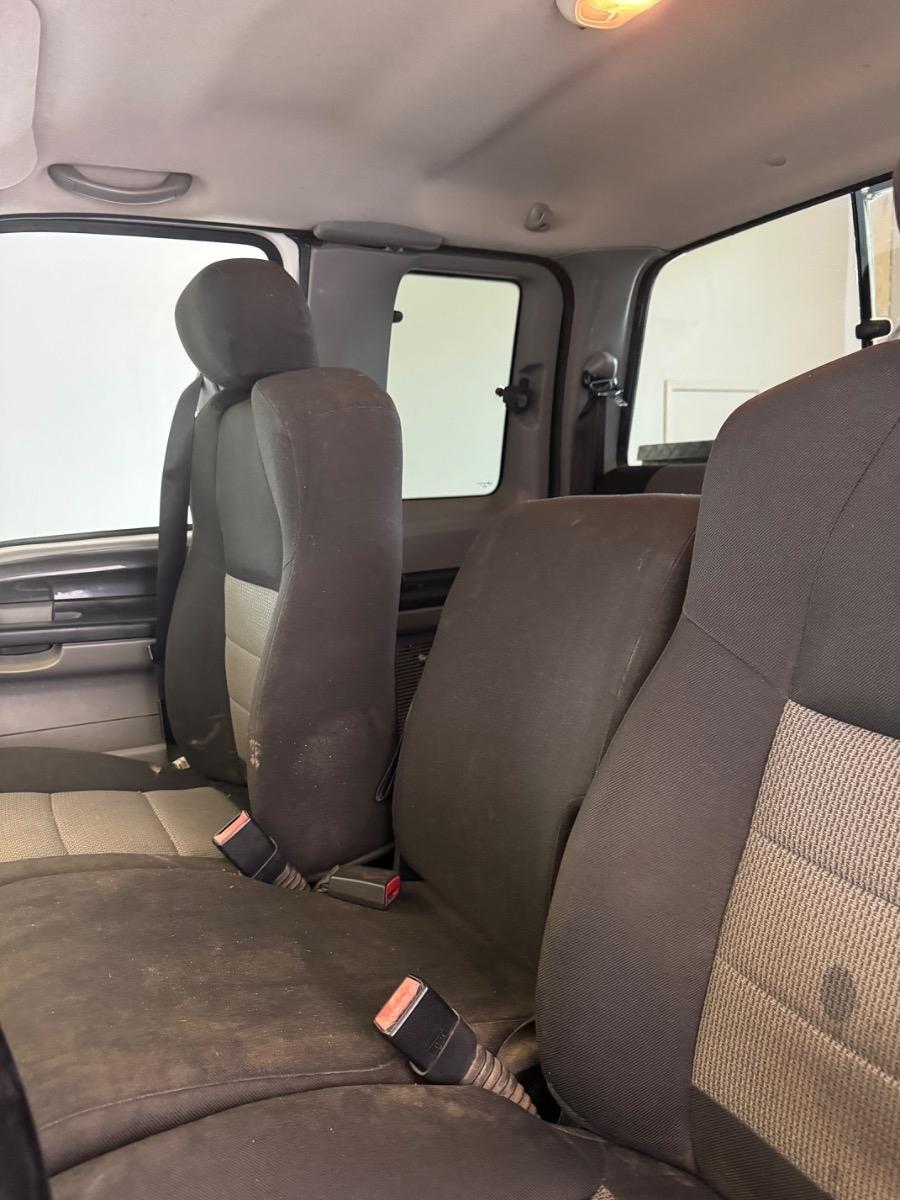 Ford Super Duty F-250 Supercab 142" XLT 4WD 2003