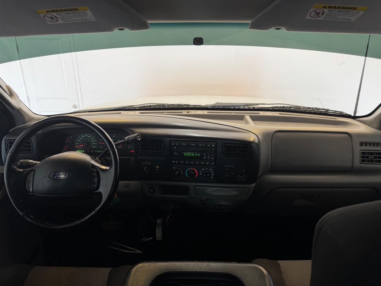Ford Super Duty F-250 Supercab 142" XLT 4WD 2003