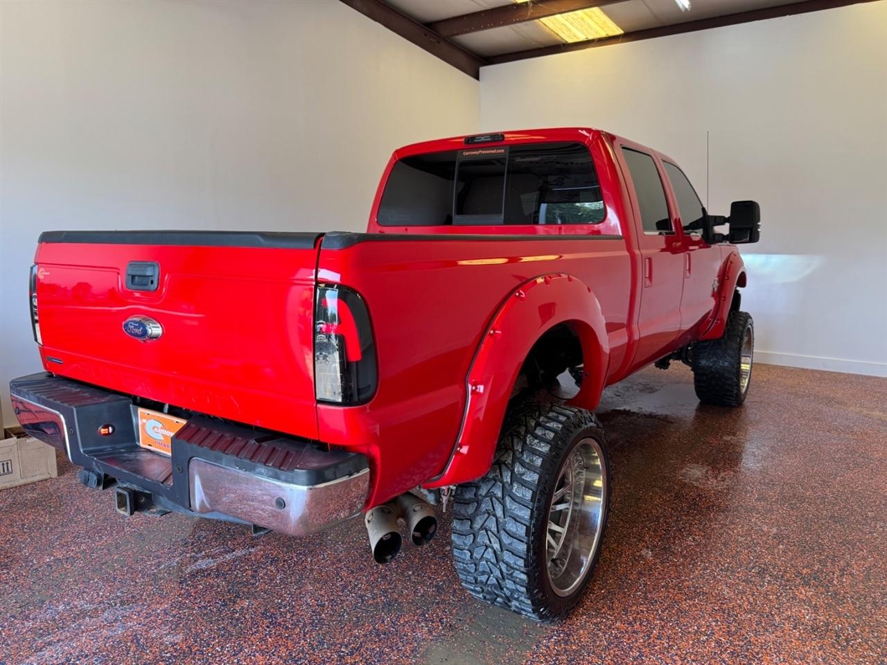 Ford Super Duty F-250 SRW 4WD Crew Cab 156" Lariat 2016