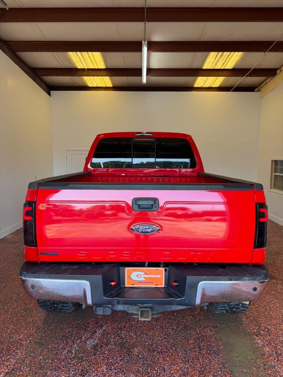 Ford Super Duty F-250 SRW 4WD Crew Cab 156" Lariat 2016