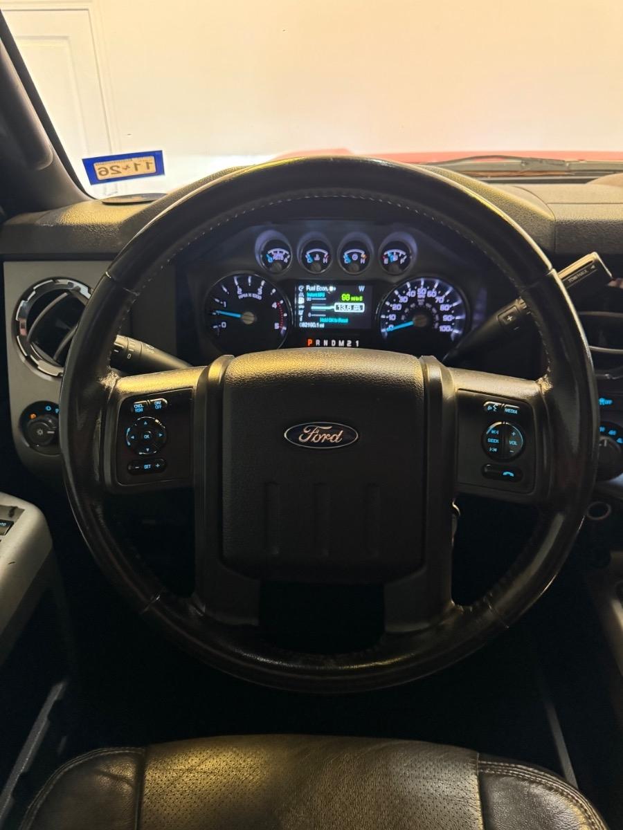 Ford Super Duty F-250 SRW 4WD Crew Cab 156" Lariat 2016