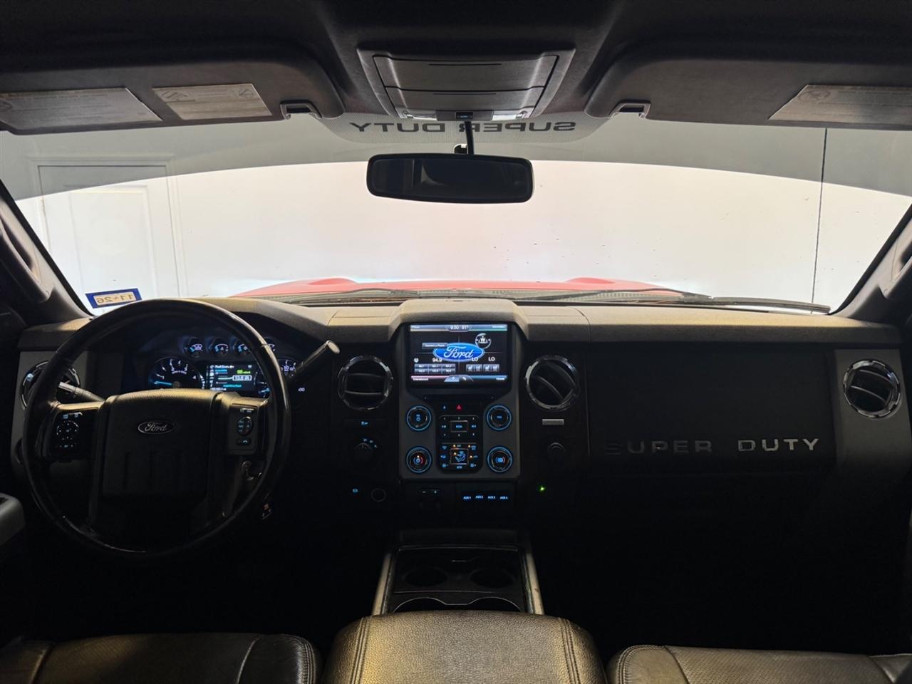 Ford Super Duty F-250 SRW 4WD Crew Cab 156" Lariat 2016