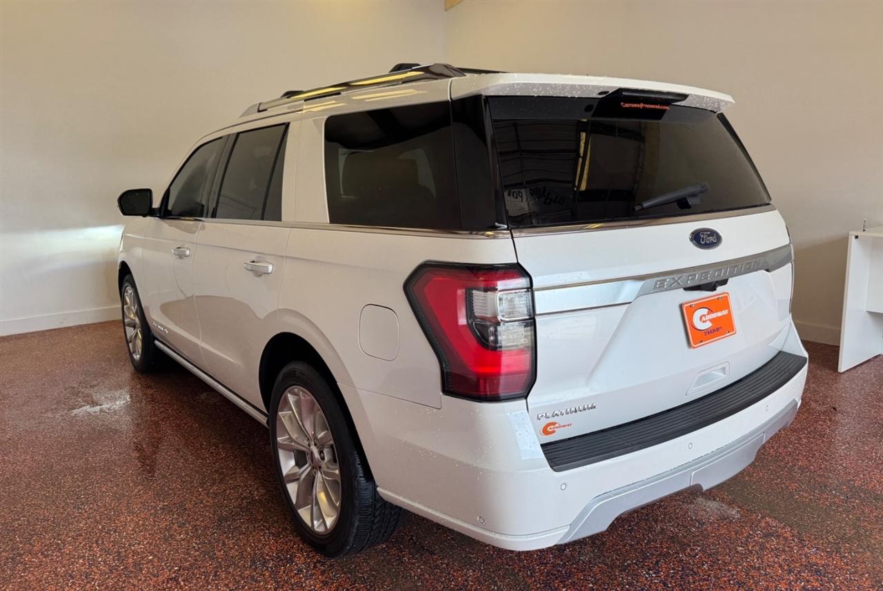 Ford Expedition Platinum 4x2 2019