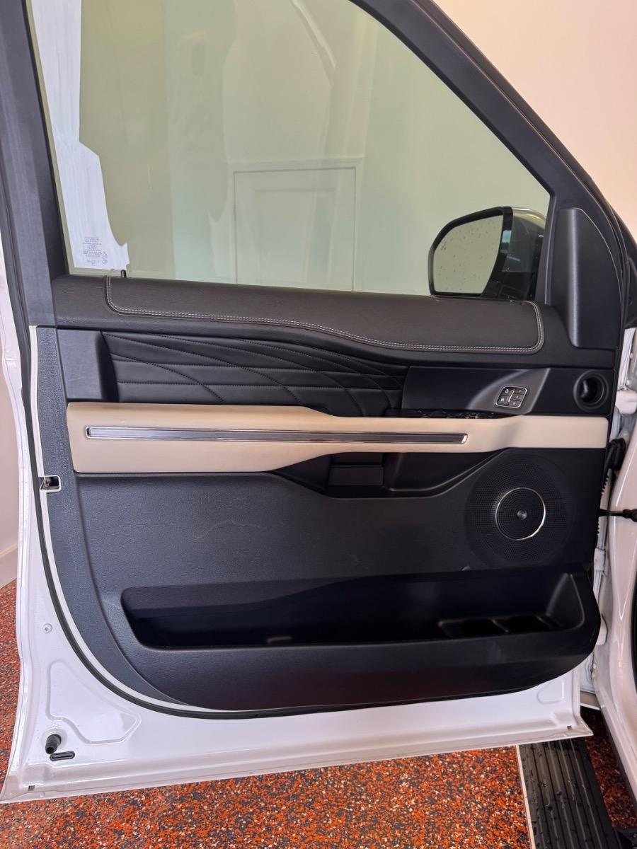 Ford Expedition Platinum 4x2 2019