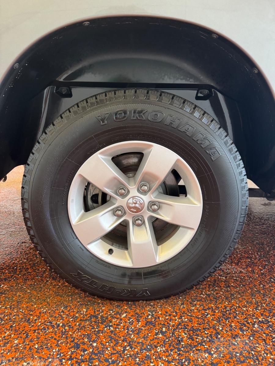 RAM 1500 2WD Reg Cab 120.5" HFE 2013