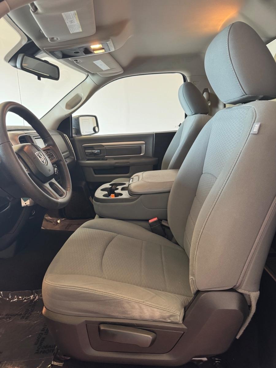 RAM 1500 2WD Reg Cab 120.5" HFE 2013