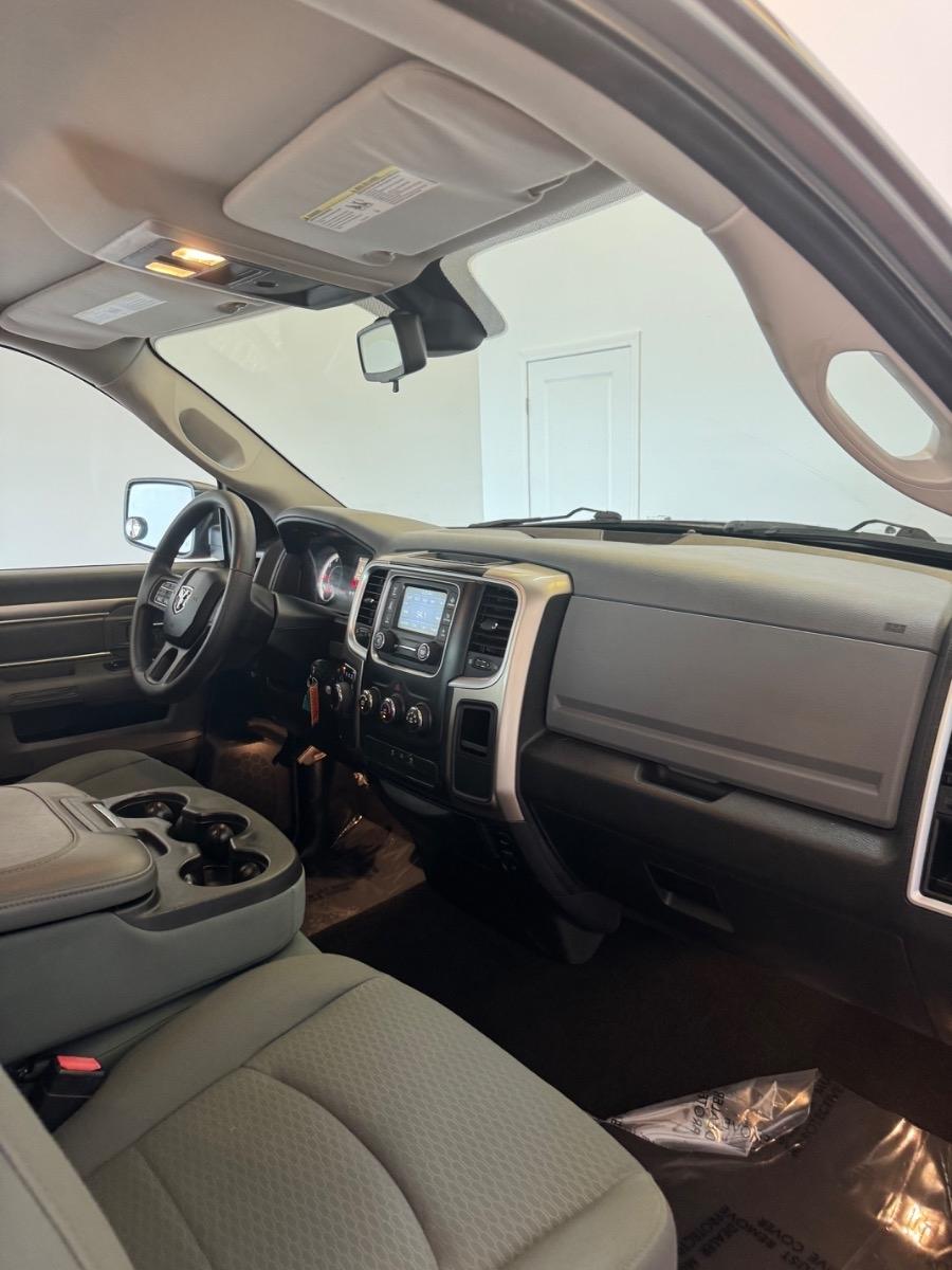 RAM 1500 2WD Reg Cab 120.5" HFE 2013