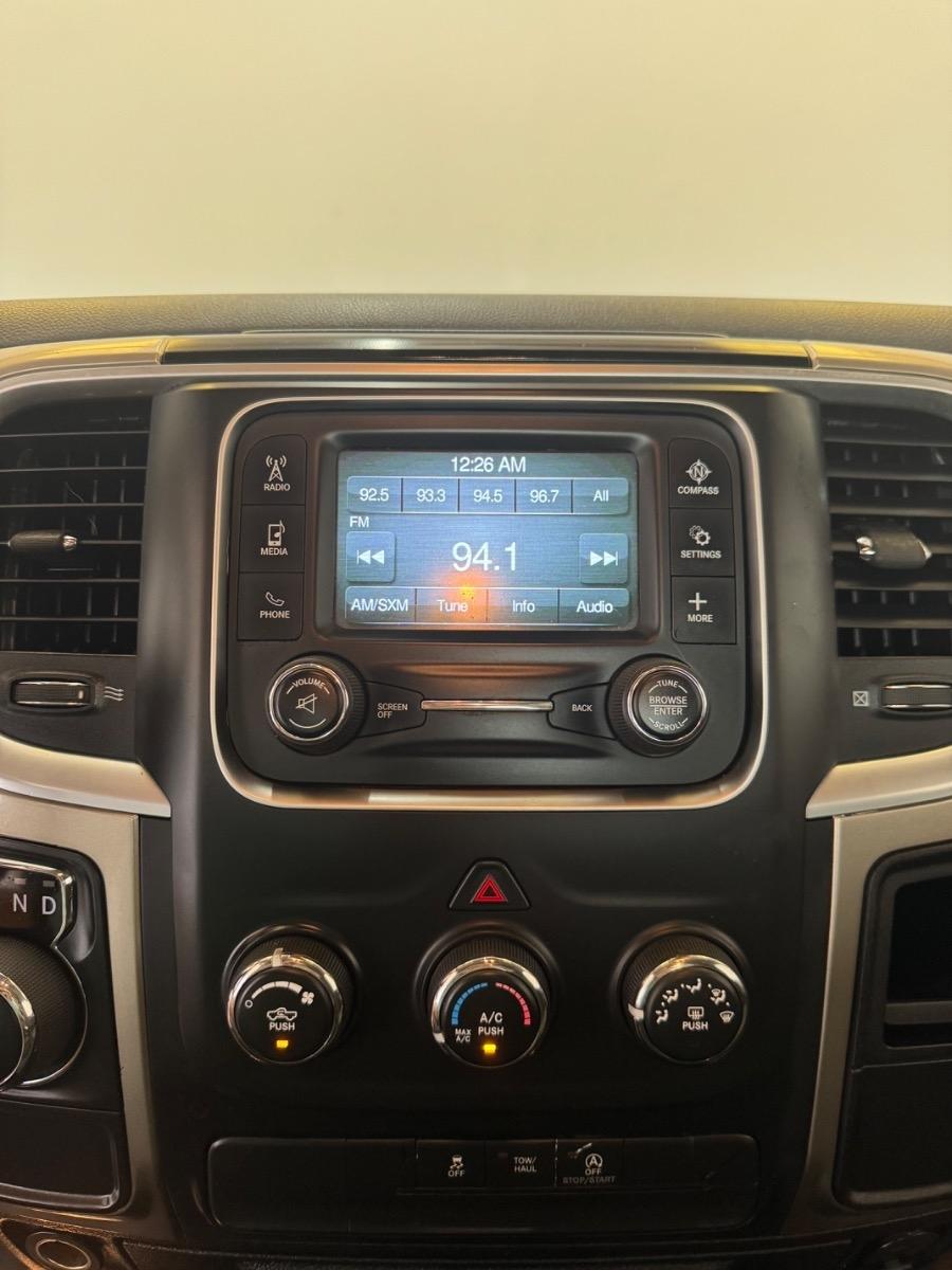 RAM 1500 2WD Reg Cab 120.5" HFE 2013