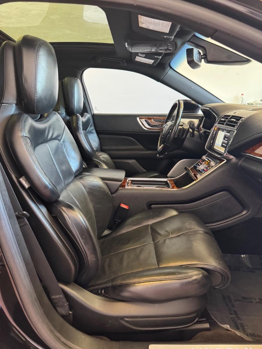 Lincoln Continental Reserve FWD 2017
