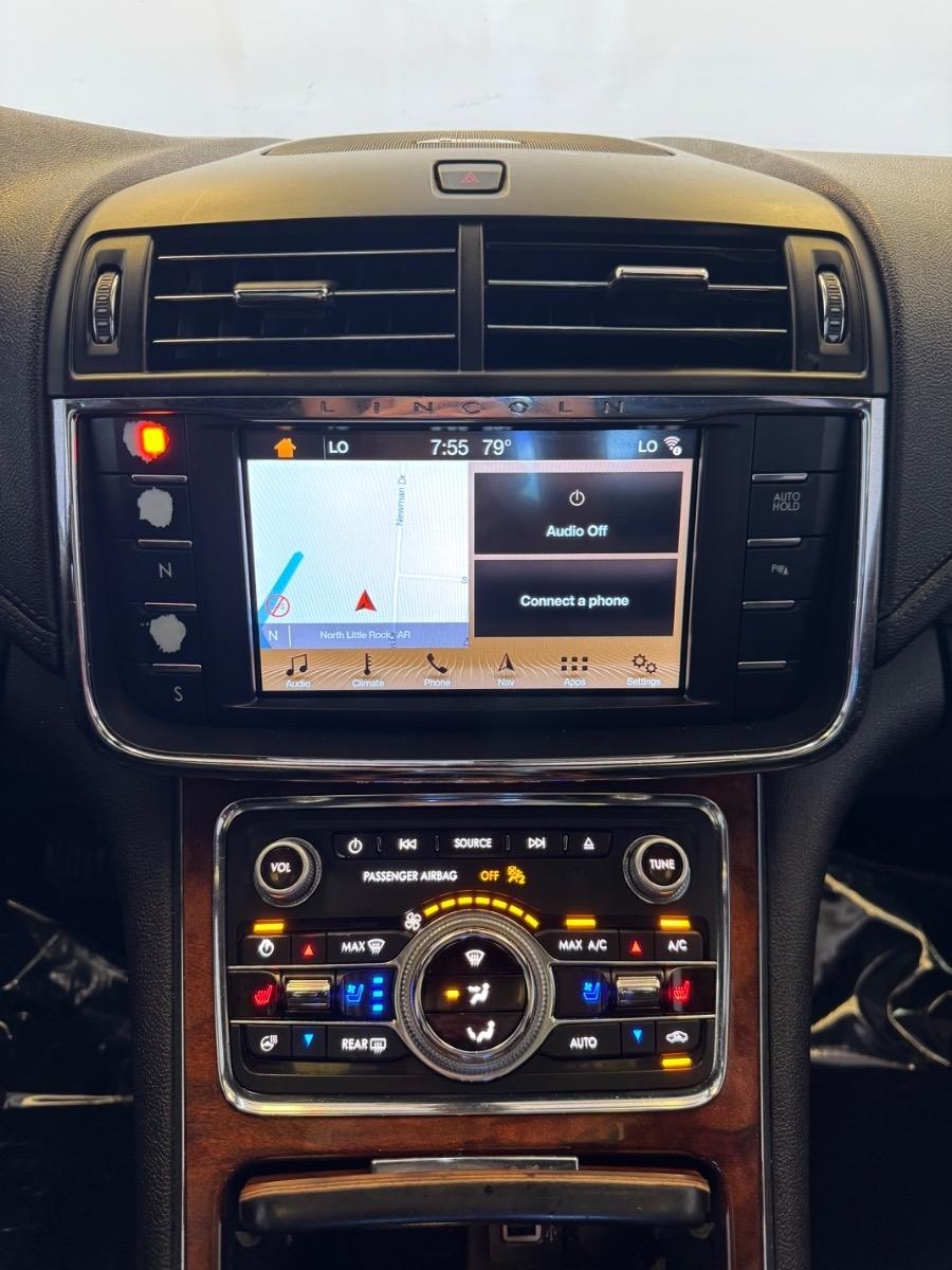 Lincoln Continental Reserve FWD 2017