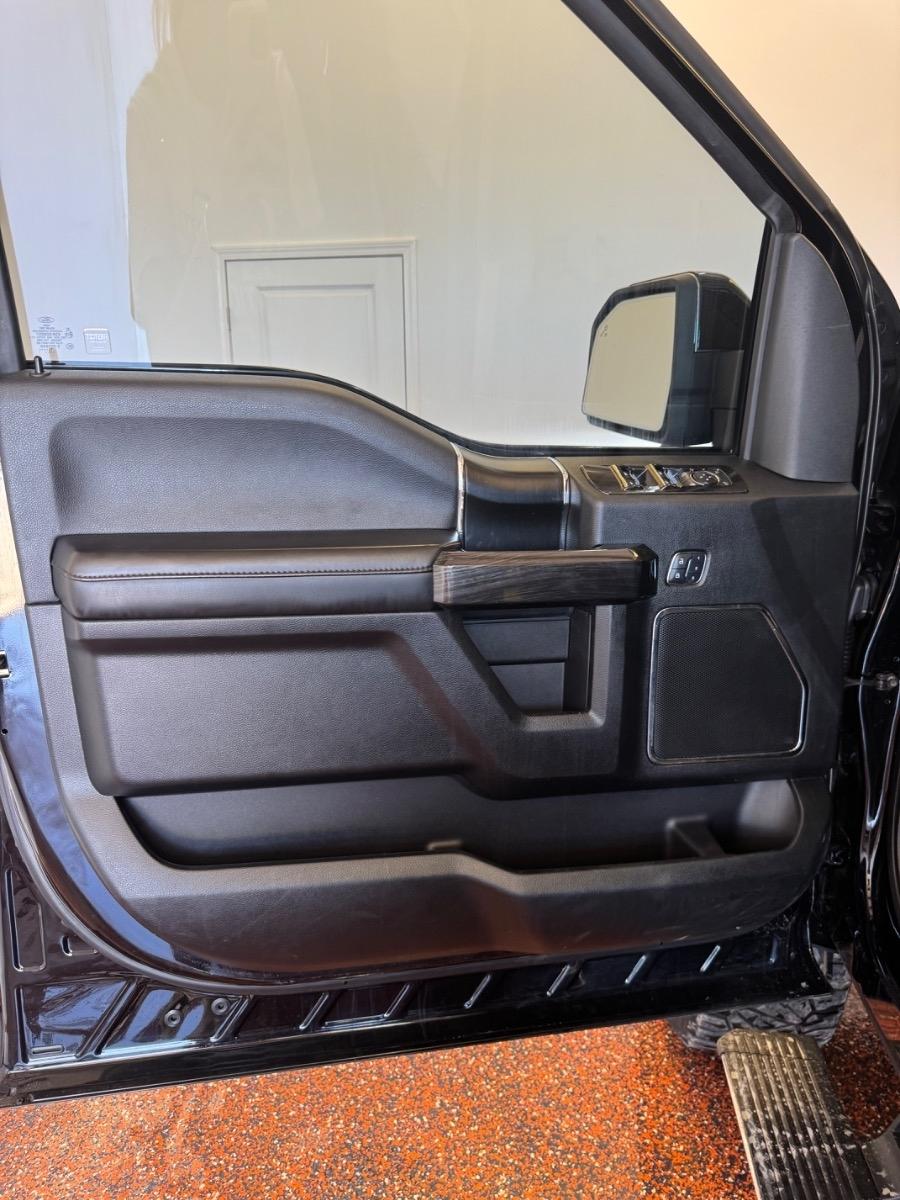 Ford F-150 Platinum SuperCrew 5.5-ft. Bed 4WD 2018