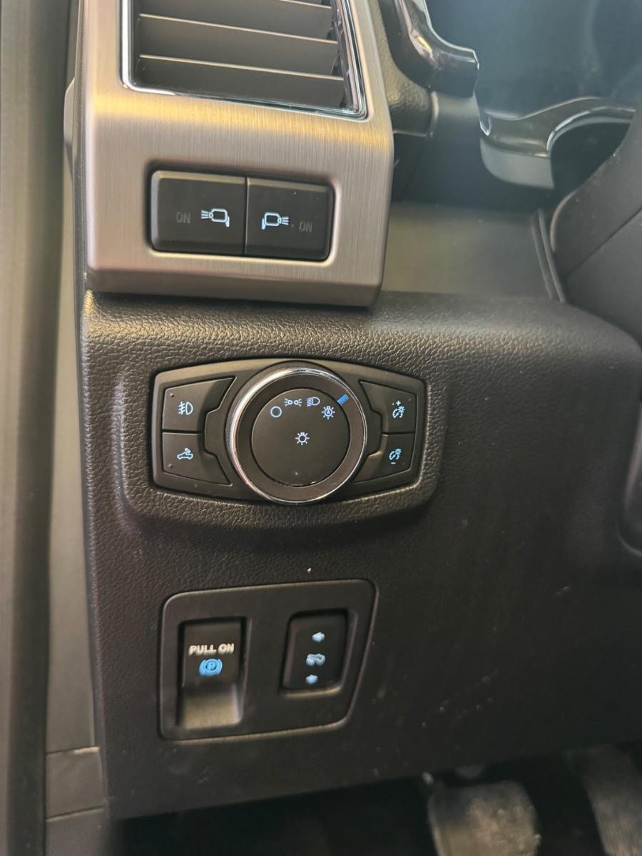 Ford F-150 Platinum SuperCrew 5.5-ft. Bed 4WD 2018
