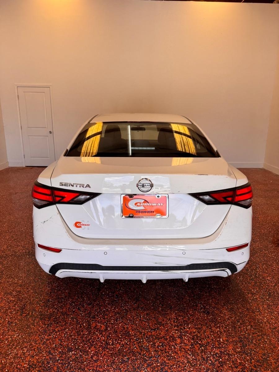 Nissan Sentra S CVT 2022