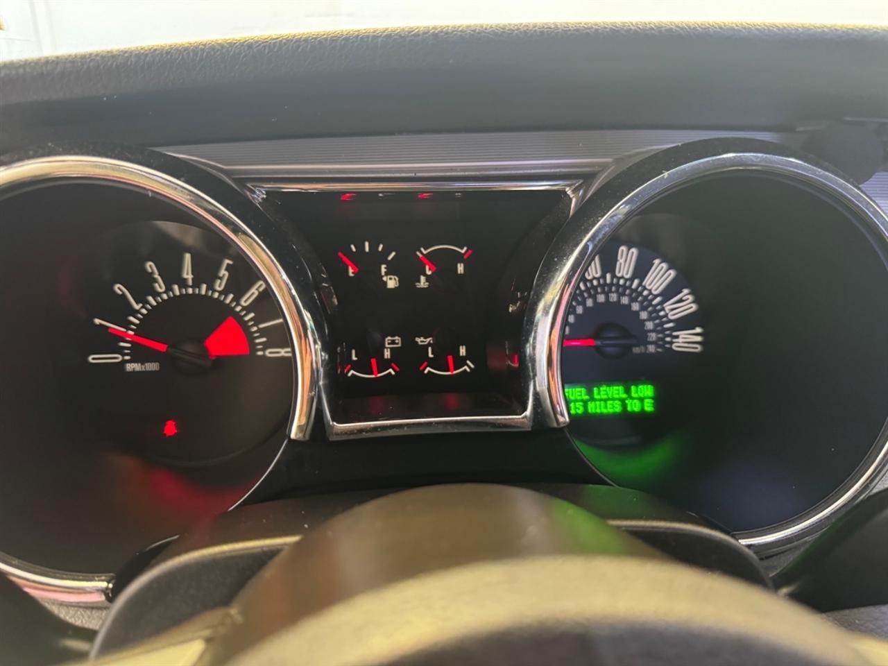 Ford Mustang 2dr Cpe GT Premium 2007