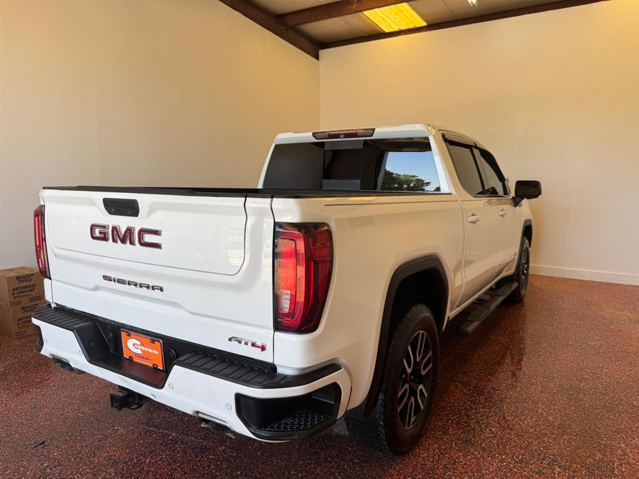 GMC Sierra 1500 4WD Crew Cab 147" AT4 2019