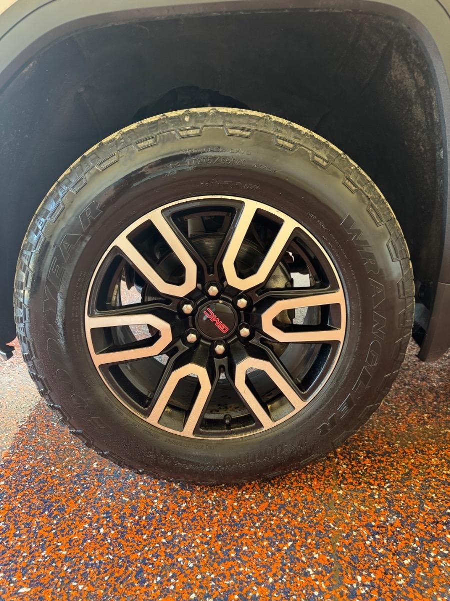 GMC Sierra 1500 4WD Crew Cab 147" AT4 2019