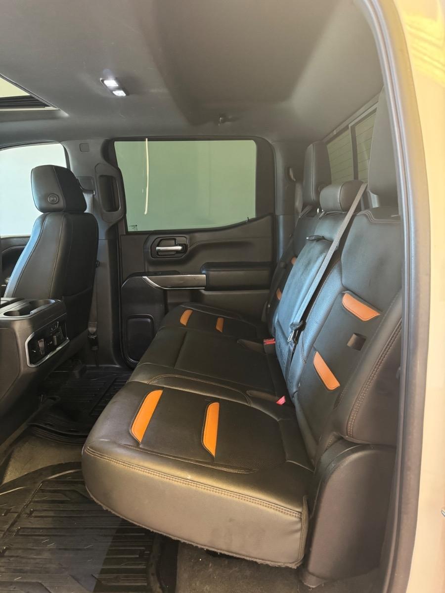 GMC Sierra 1500 4WD Crew Cab 147" AT4 2019