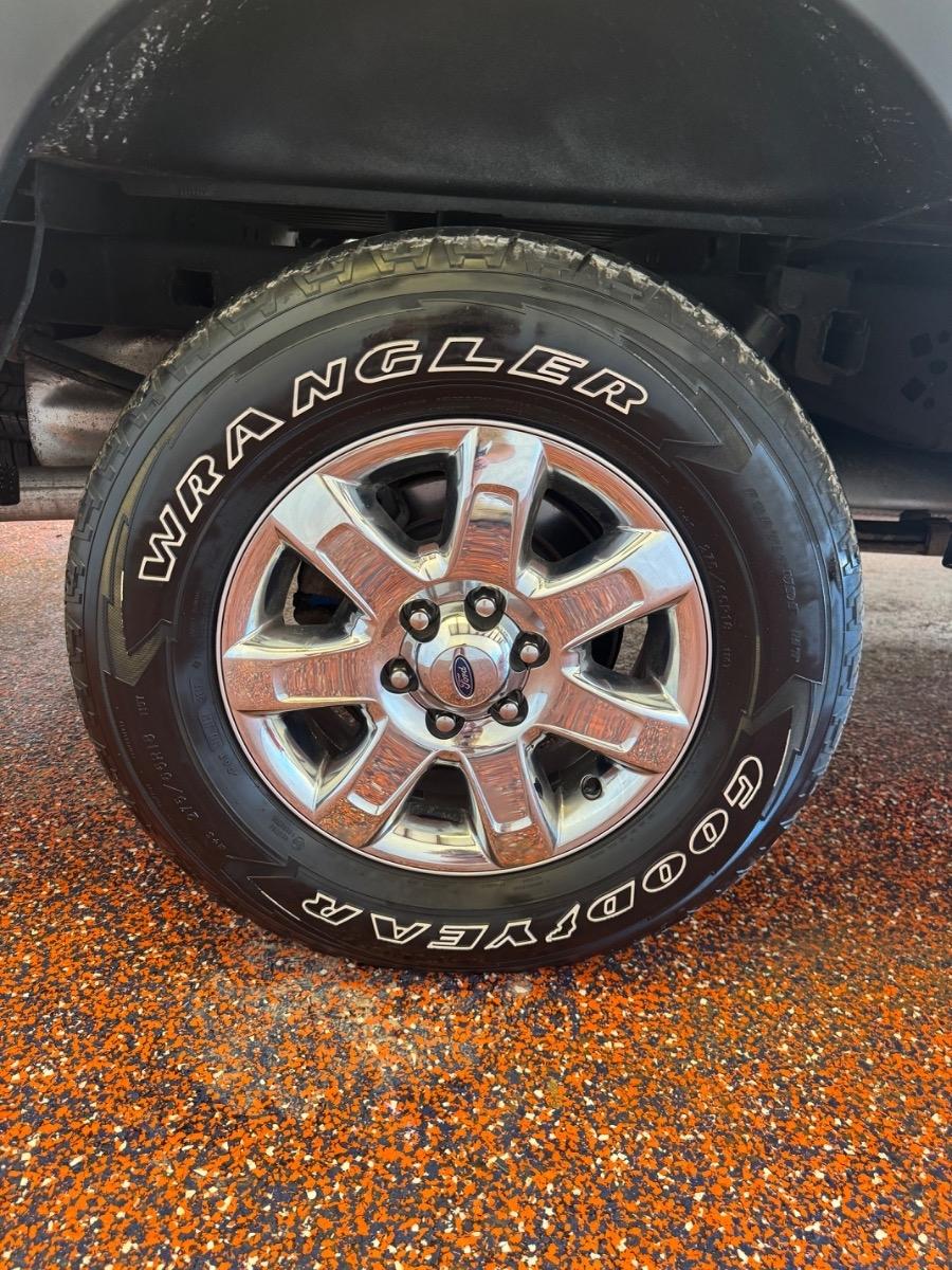 Ford F-150 4WD SuperCrew 145" XLT 2014