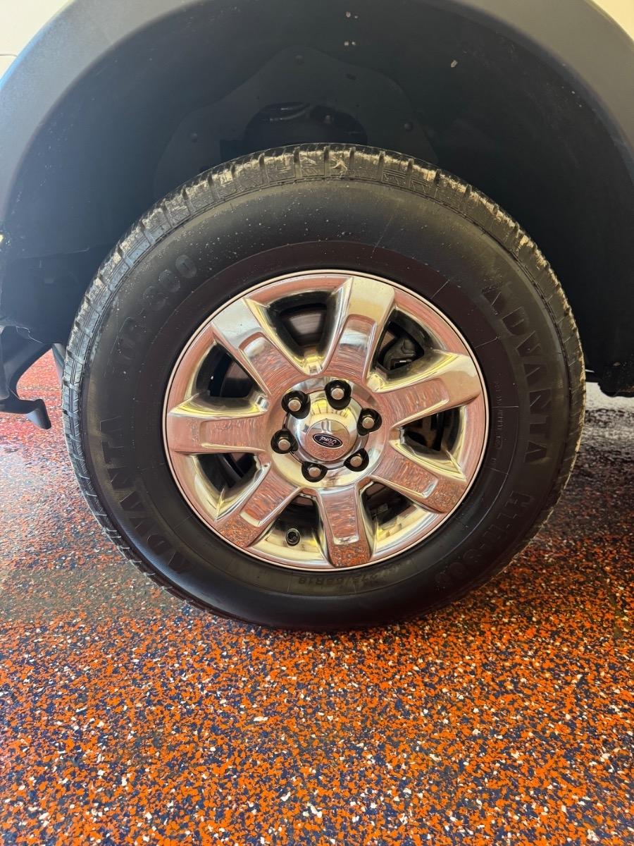 Ford F-150 4WD SuperCrew 145" XLT 2014