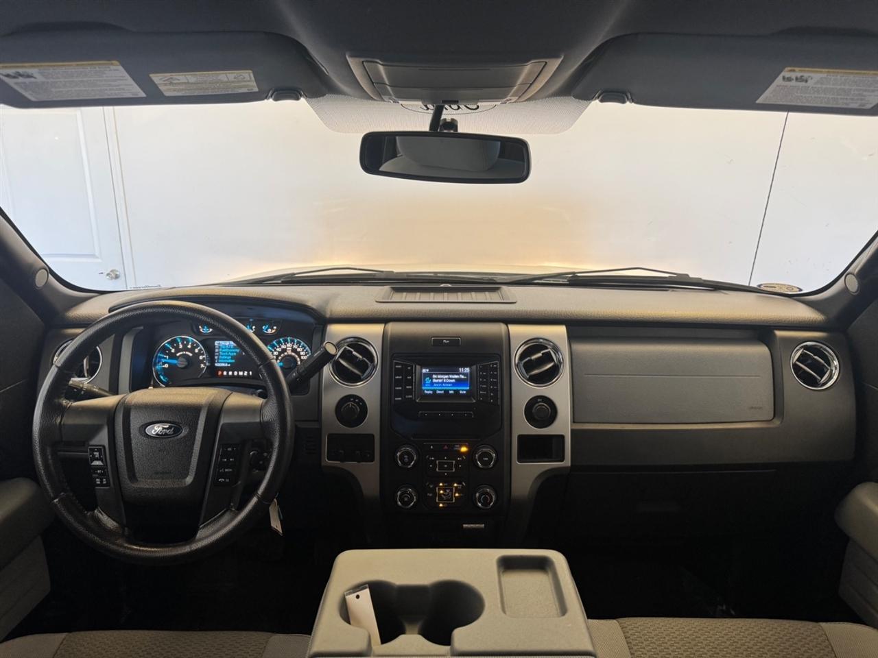 Ford F-150 4WD SuperCrew 145" XLT 2014