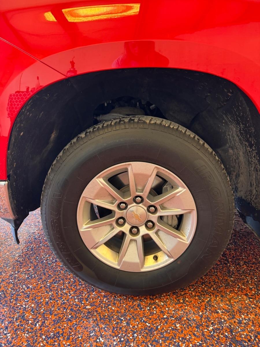Chevrolet Silverado 1500 4WD Crew Cab 157" LT 2023