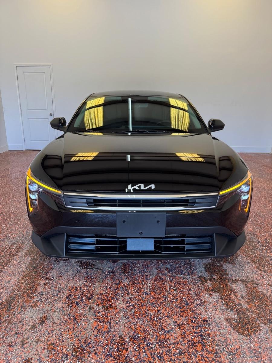 Kia K4 LXS FWD 2025