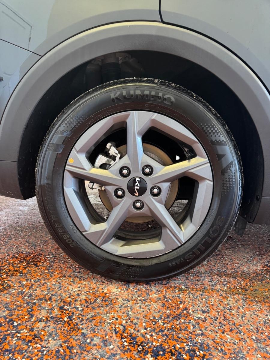 Kia K4 LXS FWD 2025
