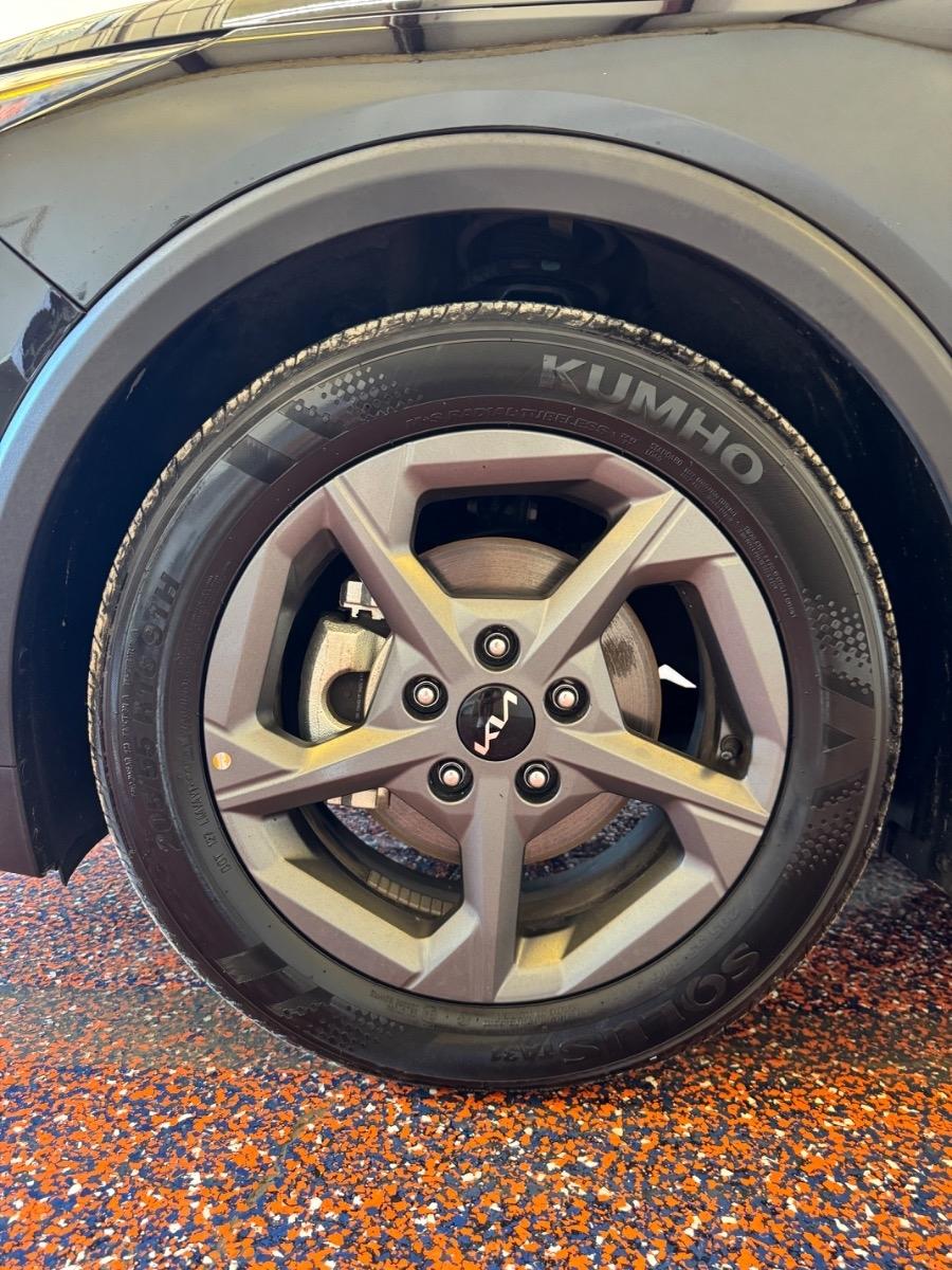 Kia K4 LXS FWD 2025