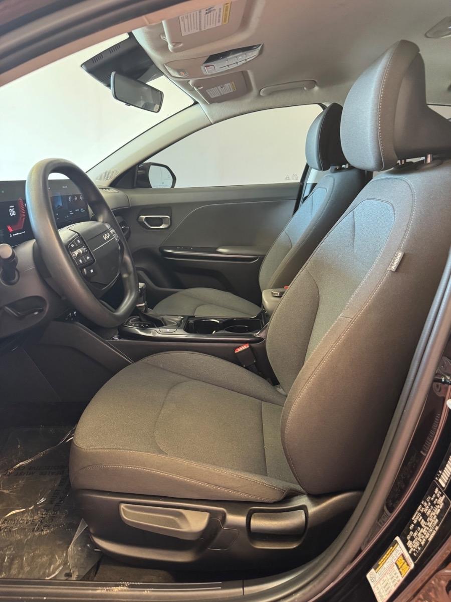 Kia K4 LXS FWD 2025