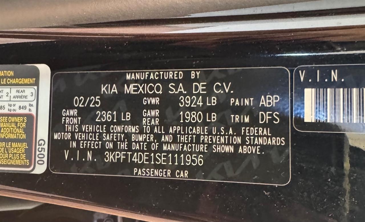 Kia K4 LXS FWD 2025