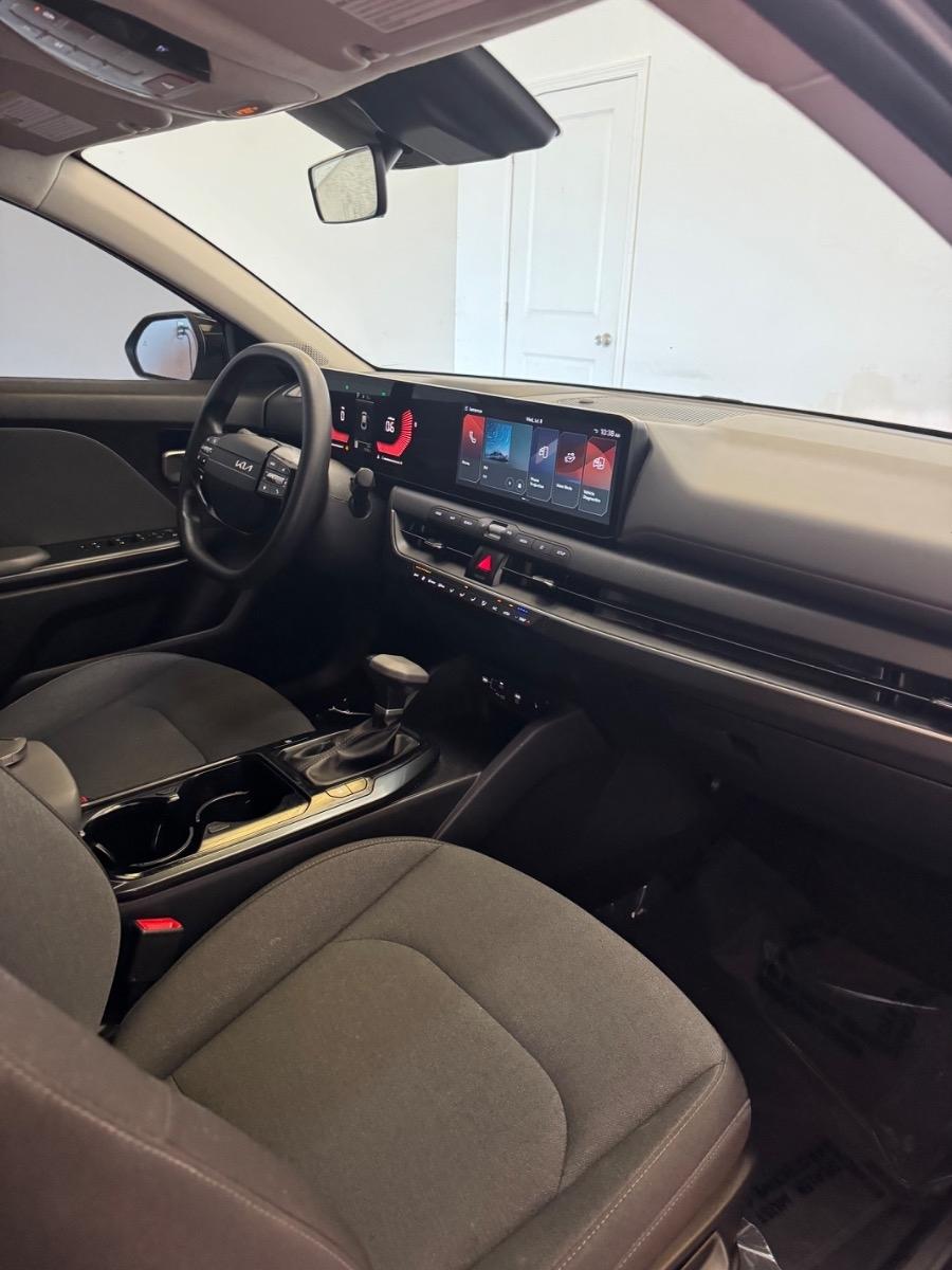 Kia K4 LXS FWD 2025