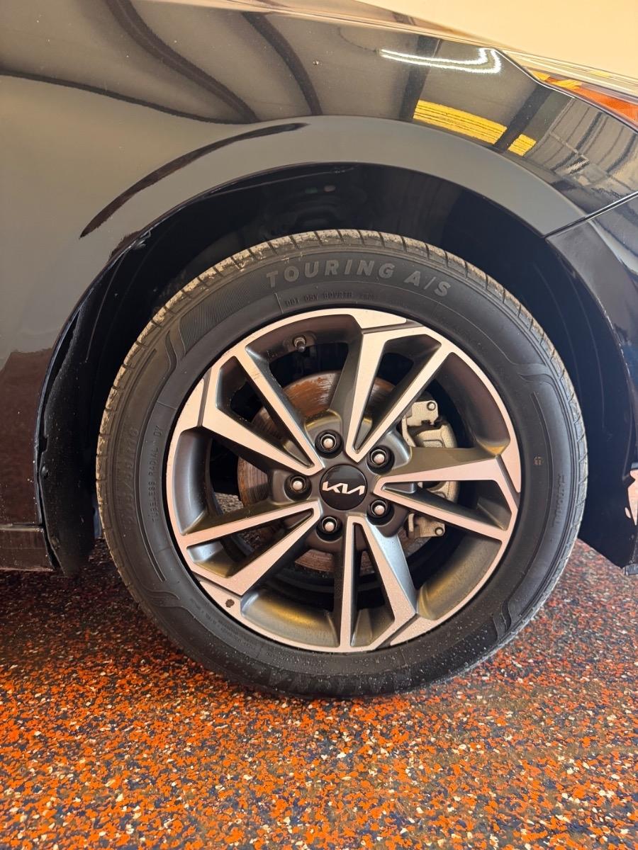 Kia Forte LXS IVT 2023